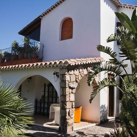 Los Flamingos Bed & Breakfast La Maddalena  ภายนอก รูปภาพ