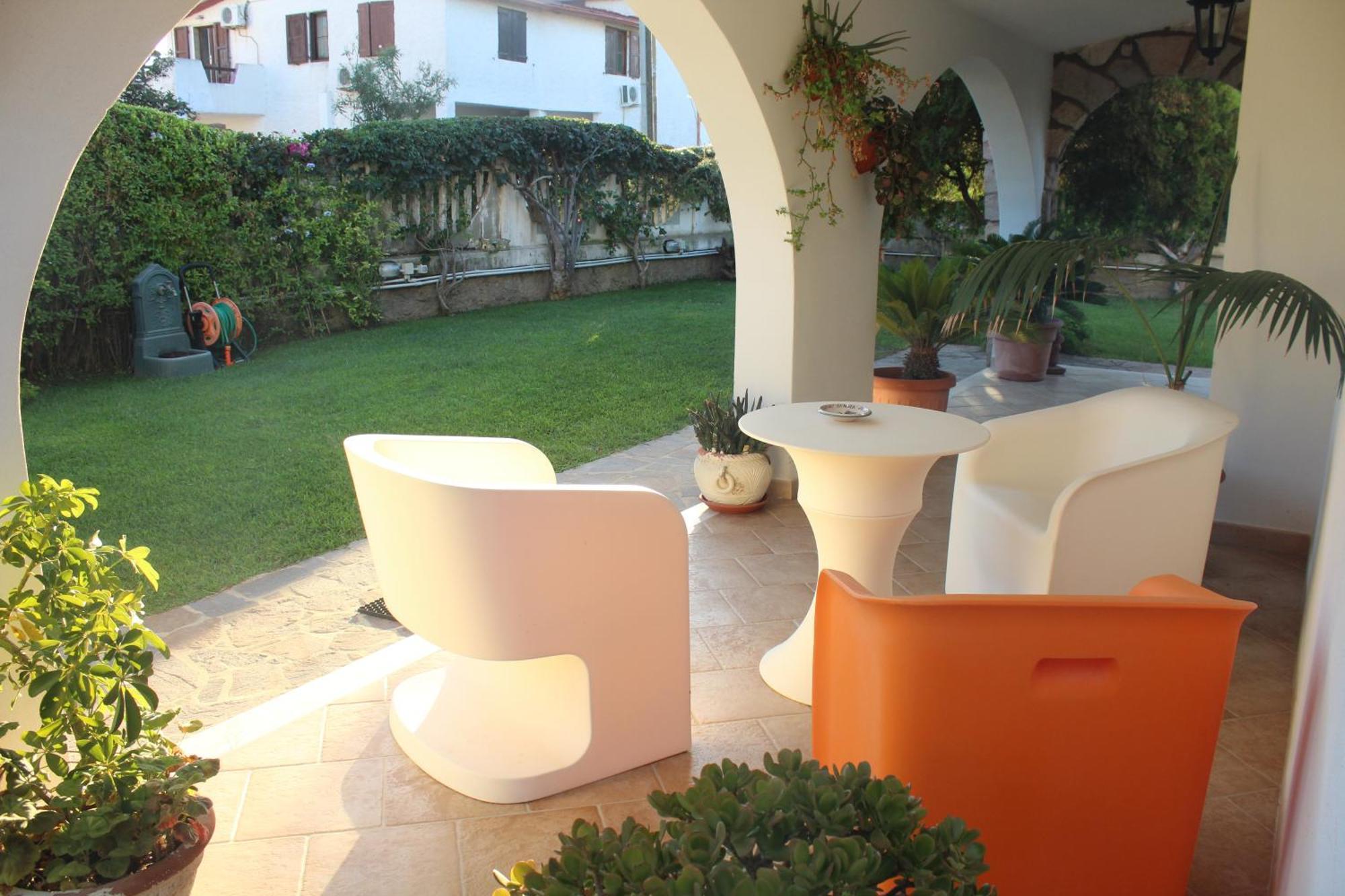 Los Flamingos Bed & Breakfast La Maddalena  ภายนอก รูปภาพ