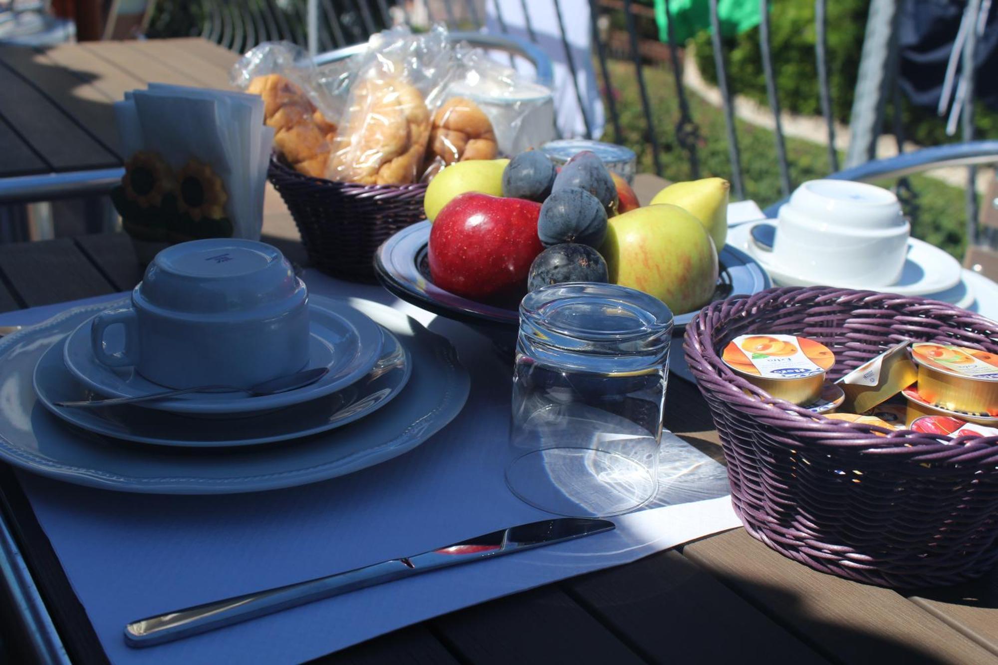 Los Flamingos Bed & Breakfast La Maddalena  ภายนอก รูปภาพ