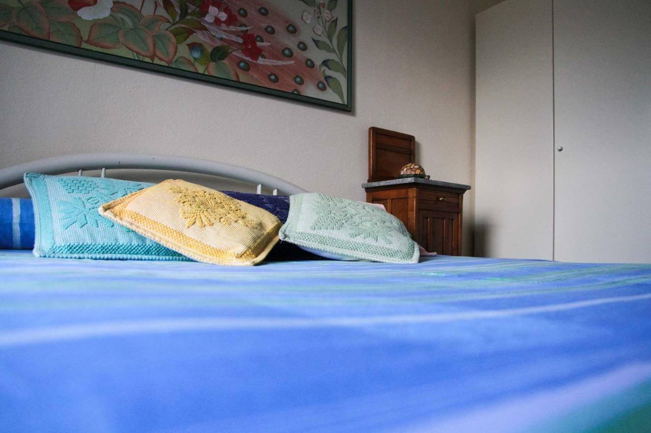 Los Flamingos Bed & Breakfast La Maddalena  ภายนอก รูปภาพ