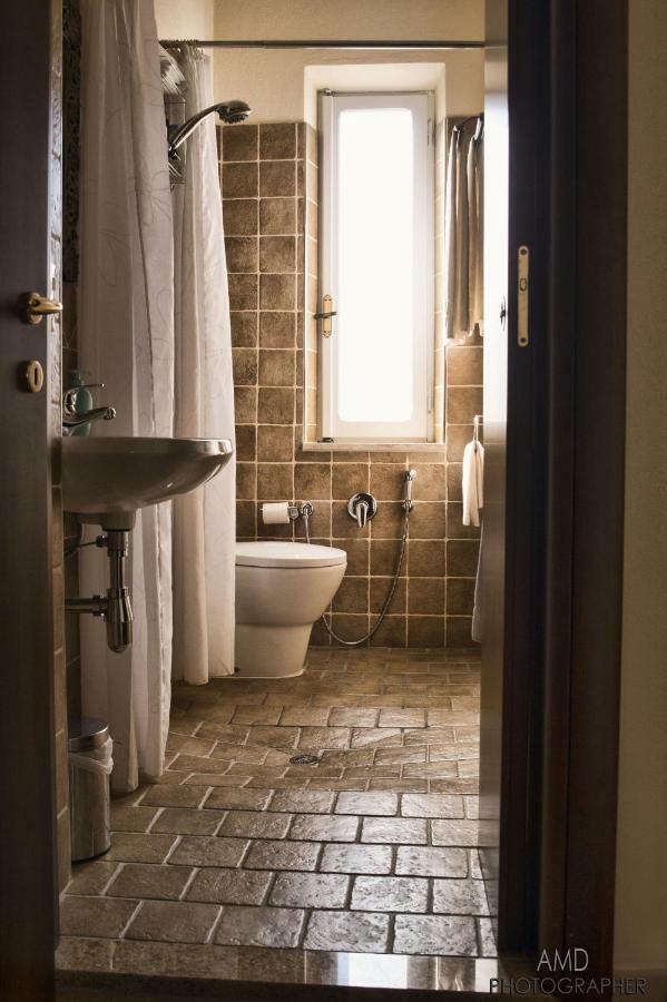 Los Flamingos Bed & Breakfast La Maddalena  ภายนอก รูปภาพ